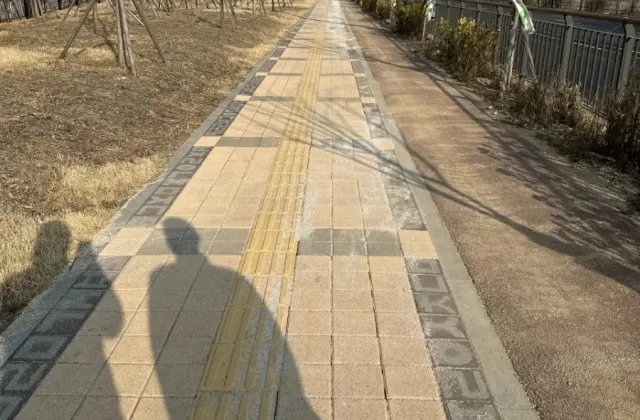 보도블럭 교체 현장 사진